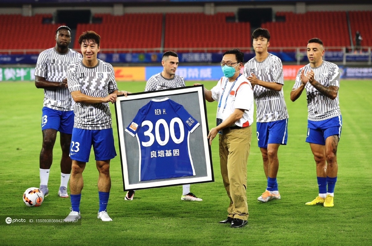 爱游戏中国官网 -包含深圳男篮窗口期迎来里程碑，志在中超名次提升，气氛紧张，身体对抗强度拉满的词条